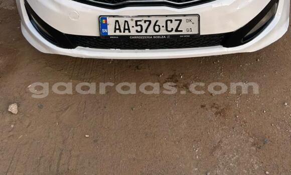 Acheter Occasion Voiture Kia Optima Blanc à Dakar, Dakar Acheter Occasion Voiture Kia Optima Blanc à Dakar, Dakar