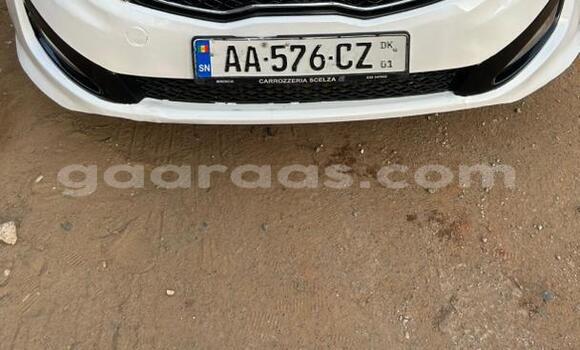 Acheter Occasion Voiture Kia Optima Blanc à Dakar, Dakar Acheter Occasion Voiture Kia Optima Blanc à Dakar, Dakar