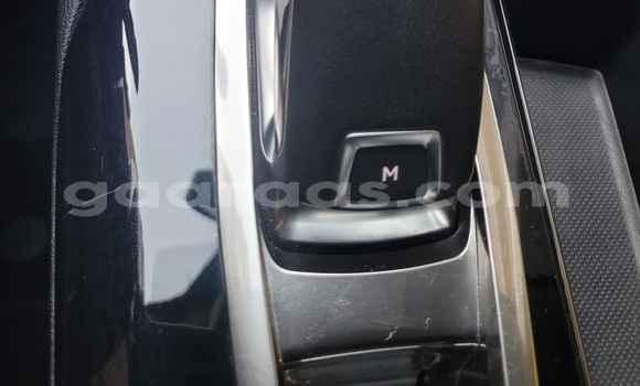 Buy Import Peugeot 5008 Green Car in Dakar in Dakar Buy Import Peugeot 5008 Green Car in Dakar in Dakar