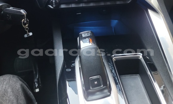 Buy Import Peugeot 5008 Green Car in Dakar in Dakar Buy Import Peugeot 5008 Green Car in Dakar in Dakar