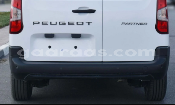 Acheter Import Voiture Peugeot Partner White à Import - Dubai, Dakar Acheter Import Voiture Peugeot Partner White à Import - Dubai, Dakar