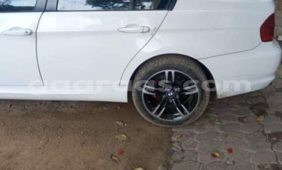 Acheter Occasion Voiture BMW 327 Blanc à Dakar, Dakar Acheter Occasion Voiture BMW 327 Blanc à Dakar, Dakar