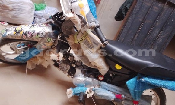 Acheter Occasion Moto KTM 125 Gris à Thiès, Région de Thiès Acheter Occasion Moto KTM 125 Gris à Thiès, Région de Thiès