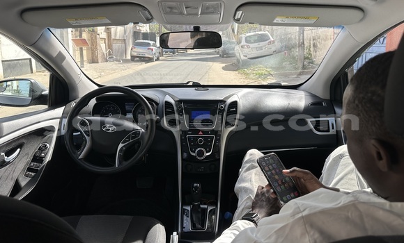 Acheter Occasion Voiture Hyundai Elantra Gris à Dakar, Dakar Acheter Occasion Voiture Hyundai Elantra Gris à Dakar, Dakar