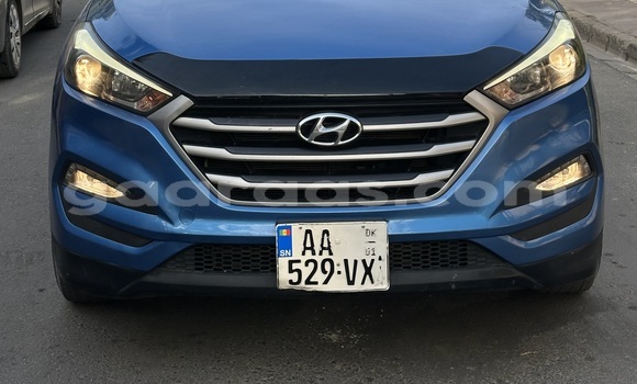 Buy Used Hyundai Tucson Blue Car in Dakar in Dakar