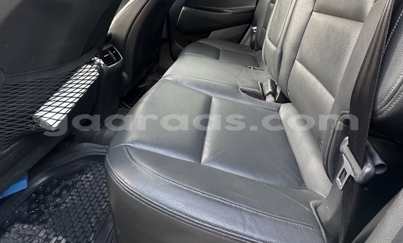 Buy Used Hyundai Tucson Blue Car in Dakar in Dakar Buy Used Hyundai Tucson Blue Car in Dakar in Dakar