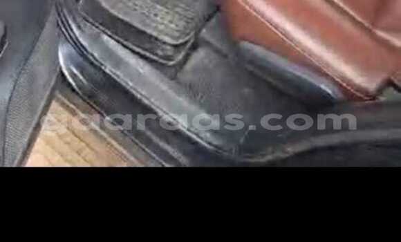 Acheter Occasion Voiture Toyota RAV4 Noir à Dakar, Dakar Acheter Occasion Voiture Toyota RAV4 Noir à Dakar, Dakar