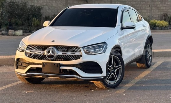 Acheter Occasion Voiture Mercedes‒Benz GLC Blanc à Dakar, Dakar Acheter Occasion Voiture Mercedes‒Benz GLC Blanc à Dakar, Dakar