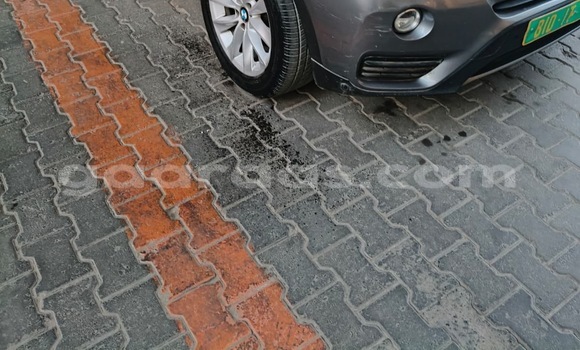 Dieundeu Occasion BMW X3 Silver Auto in Dakar in Dakar Dieundeu Occasion BMW X3 Silver Auto in Dakar in Dakar