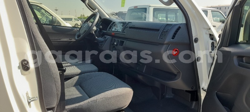 Big with watermark toyota hiace dakar dakar 32944