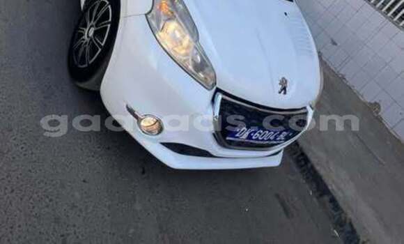 Acheter Occasion Voiture Peugeot 208 Autre à Dakar, Dakar Acheter Occasion Voiture Peugeot 208 Autre à Dakar, Dakar