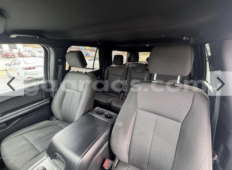 Big with watermark ford explorer dakar dakar 33006