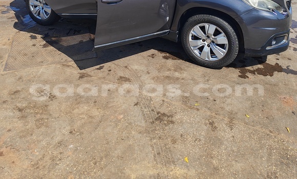 Acheter Occasion Voiture Peugeot 2008 Gris métallisé à Dakar, Dakar