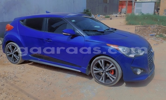 Buy Used Hyundai Veloster Blue Car in Dakar in Dakar Buy Used Hyundai Veloster Blue Car in Dakar in Dakar