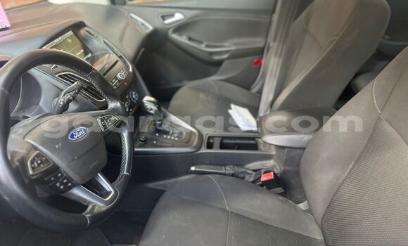 Acheter Neuf Voiture Ford Focus Blanc à Dakar, Dakar Acheter Neuf Voiture Ford Focus Blanc à Dakar, Dakar