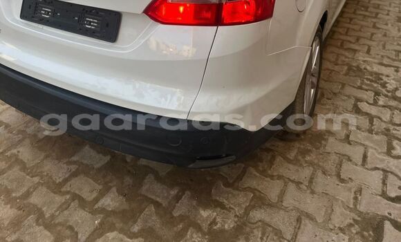 Acheter Neuf Voiture Ford Focus Blanc à Dakar, Dakar Acheter Neuf Voiture Ford Focus Blanc à Dakar, Dakar