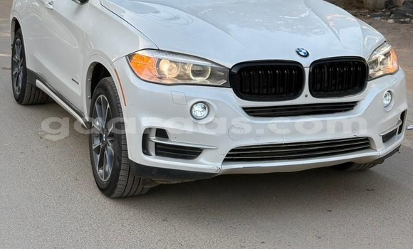 Acheter Occasion Voiture BMW X5 Blanc à Dakar, Dakar Acheter Occasion Voiture BMW X5 Blanc à Dakar, Dakar
