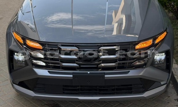 Buy Used Hyundai Tucson Silver Car in Dakar in Dakar Buy Used Hyundai Tucson Silver Car in Dakar in Dakar