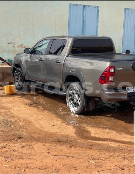 Big with watermark toyota hillux dakar dakar 33031