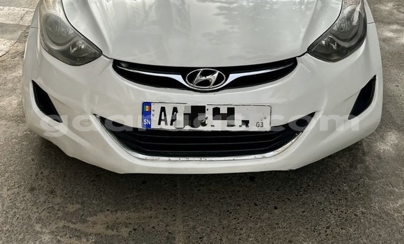 Buy Used Hyundai Elantra Blanc Car in Dakar in Dakar Buy Used Hyundai Elantra Blanc Car in Dakar in Dakar