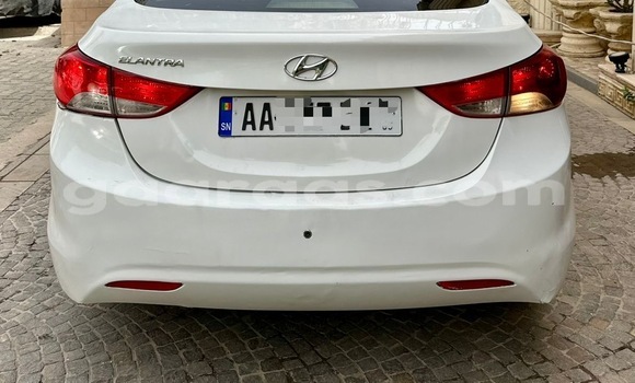 Buy Used Hyundai Elantra Blanc Car in Dakar in Dakar Buy Used Hyundai Elantra Blanc Car in Dakar in Dakar