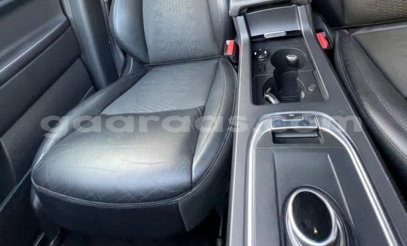 Dieundeu Occasion Land Rover Discovery Gray Auto in Dakar in Dakar Dieundeu Occasion Land Rover Discovery Gray Auto in Dakar in Dakar