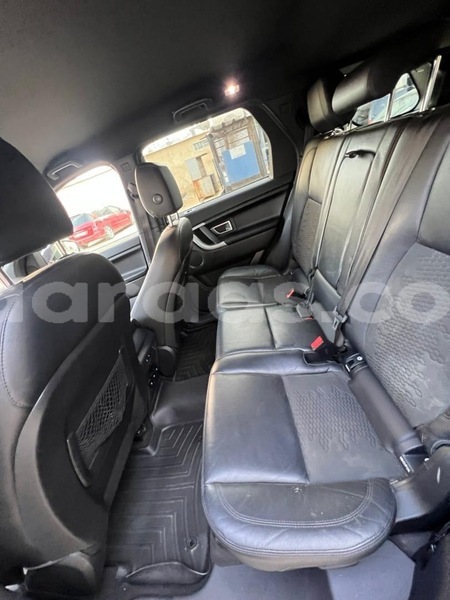 Big with watermark land rover discovery dakar dakar 33038