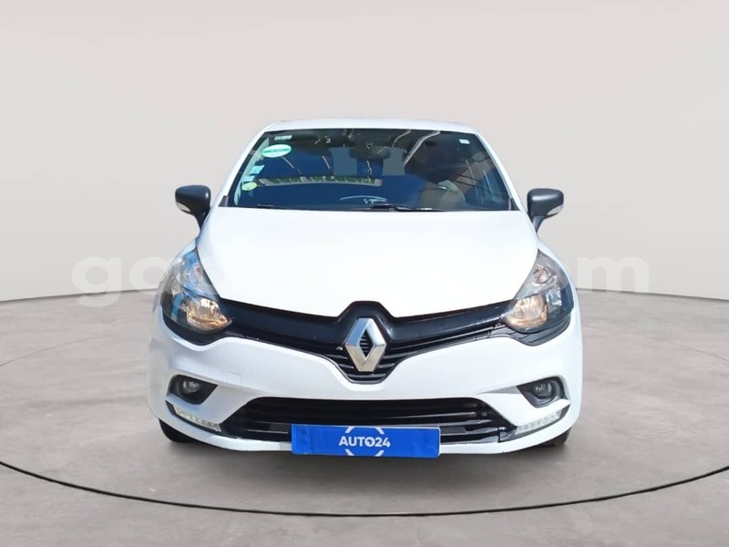 Big with watermark renault clio dakar dakar 33045