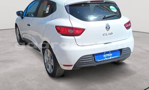 Dieundeu Occasion Renault Clio White Auto in Dakar in Dakar Dieundeu Occasion Renault Clio White Auto in Dakar in Dakar