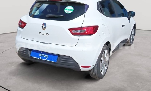 Dieundeu Occasion Renault Clio White Auto in Dakar in Dakar Dieundeu Occasion Renault Clio White Auto in Dakar in Dakar