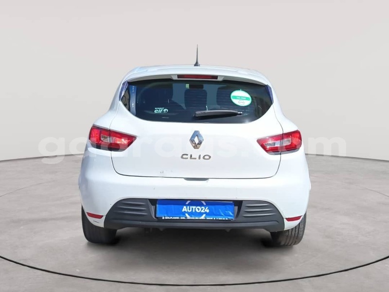 Big with watermark renault clio dakar dakar 33045