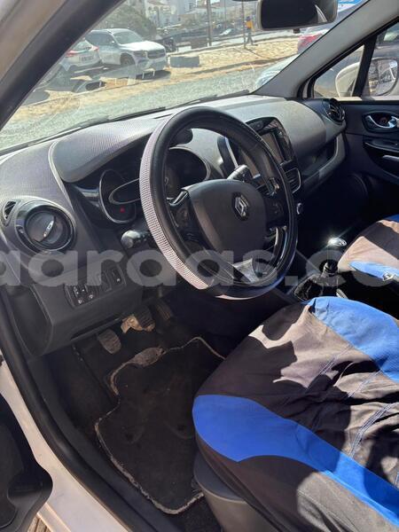 Big with watermark renault clio dakar dakar 33046