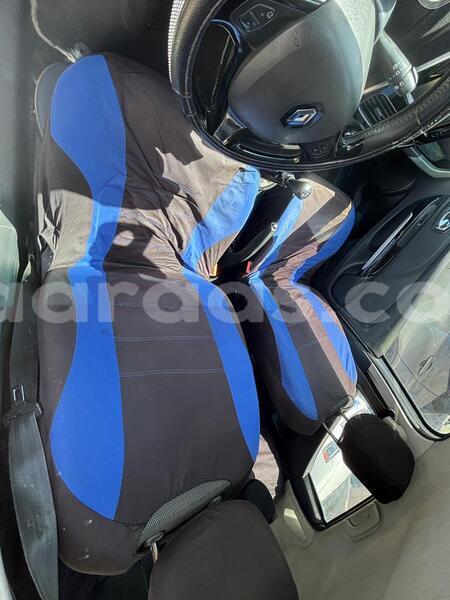 Big with watermark renault clio dakar dakar 33046