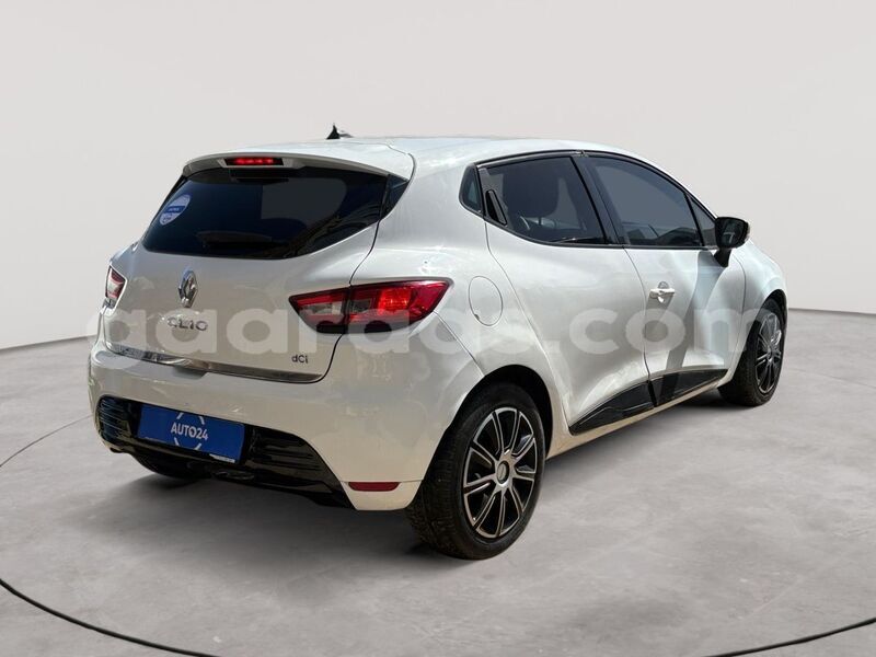 Big with watermark renault clio dakar dakar 33046