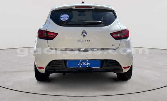 Dieundeu Occasion Renault Clio White Auto in Dakar in Dakar Dieundeu Occasion Renault Clio White Auto in Dakar in Dakar