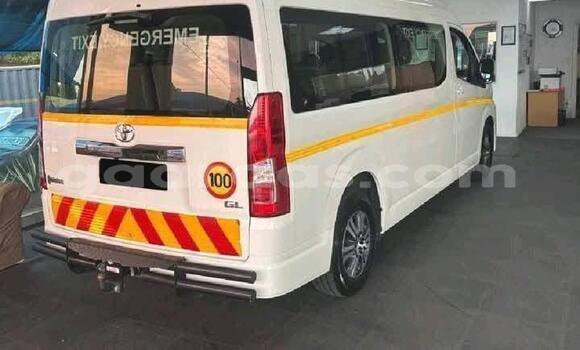 Acheter Occasion Voiture Toyota Hiace White à Dakar, Dakar Acheter Occasion Voiture Toyota Hiace White à Dakar, Dakar