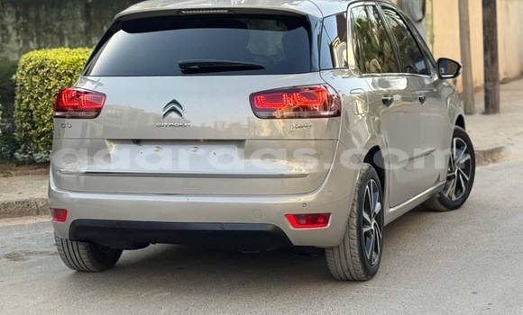 Acheter Occasion Voiture Citroen C4picasso Gray à Dakar, Dakar Acheter Occasion Voiture Citroen C4picasso Gray à Dakar, Dakar