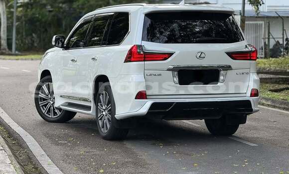 Acheter Occasion Voiture Lexus LX 570 White à Touba, Diourbel Acheter Occasion Voiture Lexus LX 570 White à Touba, Diourbel