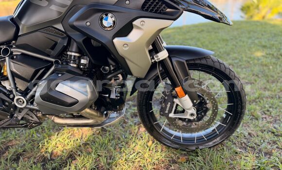 Dieundeu Occasion BMW GS Black Bike in Behind berlin in Bagmati Dieundeu Occasion BMW GS Black Bike in Behind berlin in Bagmati