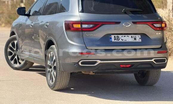 Acheter Occasion Voiture Renault 6 Blanc à Dakar, Dakar Acheter Occasion Voiture Renault 6 Blanc à Dakar, Dakar