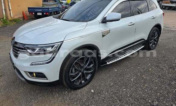 Acheter Occasion Voiture Renault 6 Blanc à Dakar, Dakar Acheter Occasion Voiture Renault 6 Blanc à Dakar, Dakar