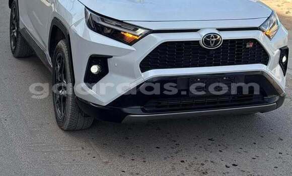 Acheter Occasion Voiture Toyota RAV4 Blanc à Dakar, Dakar Acheter Occasion Voiture Toyota RAV4 Blanc à Dakar, Dakar