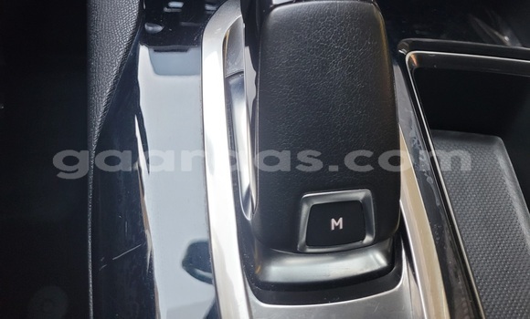 Buy Import Peugeot 5008 Green Car in Dakar in Dakar Buy Import Peugeot 5008 Green Car in Dakar in Dakar