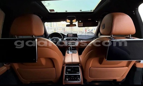 Buy Import BMW 7-Series Black Car in Dakar in Dakar Buy Import BMW 7-Series Black Car in Dakar in Dakar