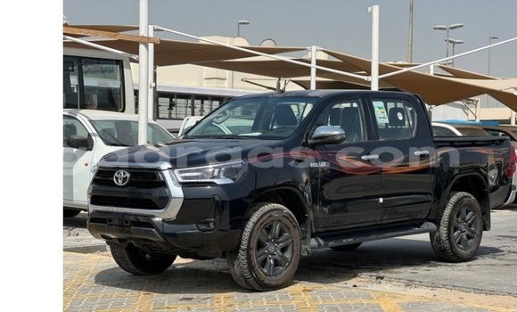 Buy Used Toyota Hilux White Car in Dakar in Dakar Buy Used Toyota Hilux White Car in Dakar in Dakar