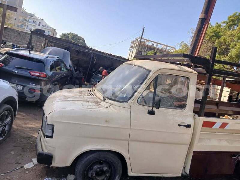 Big with watermark ford aspire dakar dakar 33132