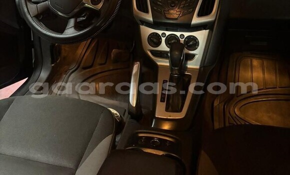 Dieundeu Occasion Ford Focus Gris souris Auto in Dakar in Dakar Dieundeu Occasion Ford Focus Gris souris Auto in Dakar in Dakar