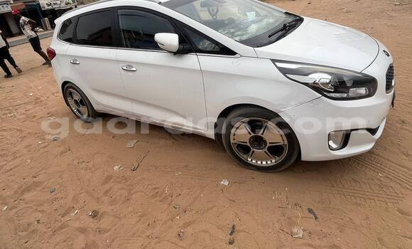 Acheter Occasion Voiture Kia Carens Autre à Dakar, Dakar Acheter Occasion Voiture Kia Carens Autre à Dakar, Dakar