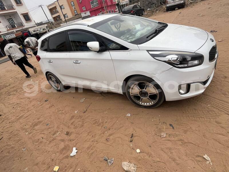 Big with watermark kia carens dakar dakar 33155