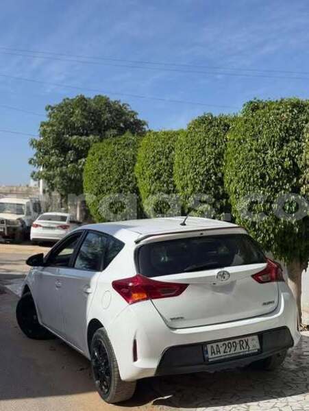 Big with watermark toyota auris dakar dakar 33164